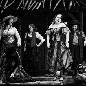 DER ZIGEUNERBARON von Johann Strauß; Theresa Sommer - Saffi, Opernchor, © Clemens Heidrich
